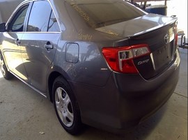 2014 TOYOTA CAMRY, GRAY, LE, 2.5L, AT,   Z25053